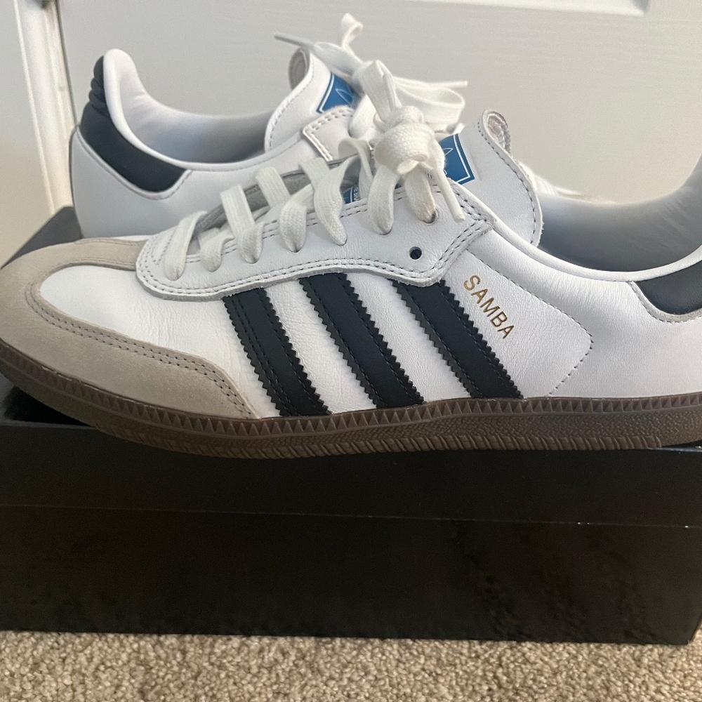 Adidas Samba Women’s 7.5 EUC